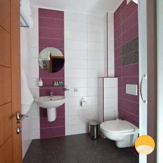 Гостиница Золотые Дюны Витязево Улучшенные  2-х местные апартаменты номер-студио № 37 "Ирис"-1