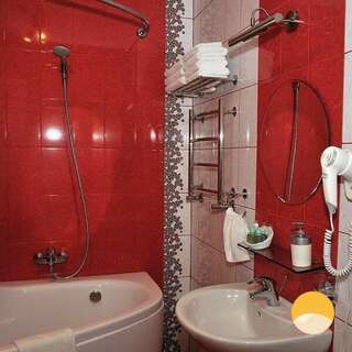 Гостиница Золотые Дюны Витязево Апартаменты с 1 спальней № 46 "Красная роза"-6