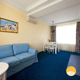 Гостиница Золотые Дюны Витязево Апартаменты с 1 спальней  и балконом № 21 "Ретро"-5