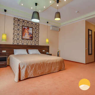 Гостиница Золотые Дюны Витязево Улучшенные 2-х местные апартаменты-студио  № 38 "Фьюжен"-2