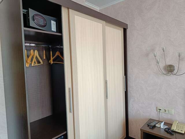 Гостиница Золотые Дюны Витязево-65